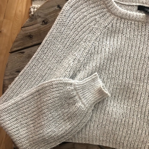 Crop knit sweater! - Picture 2 of 3